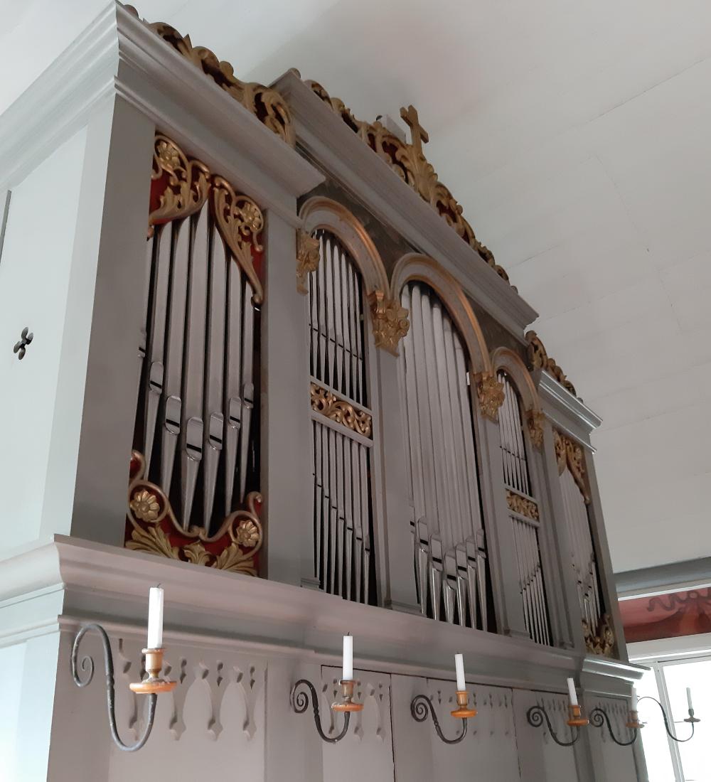 Orgeln i Snappertuna kyrka.