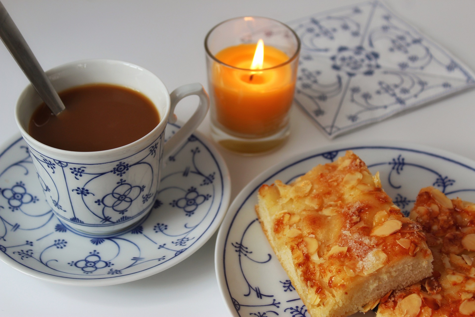 kaffe med tilltugg